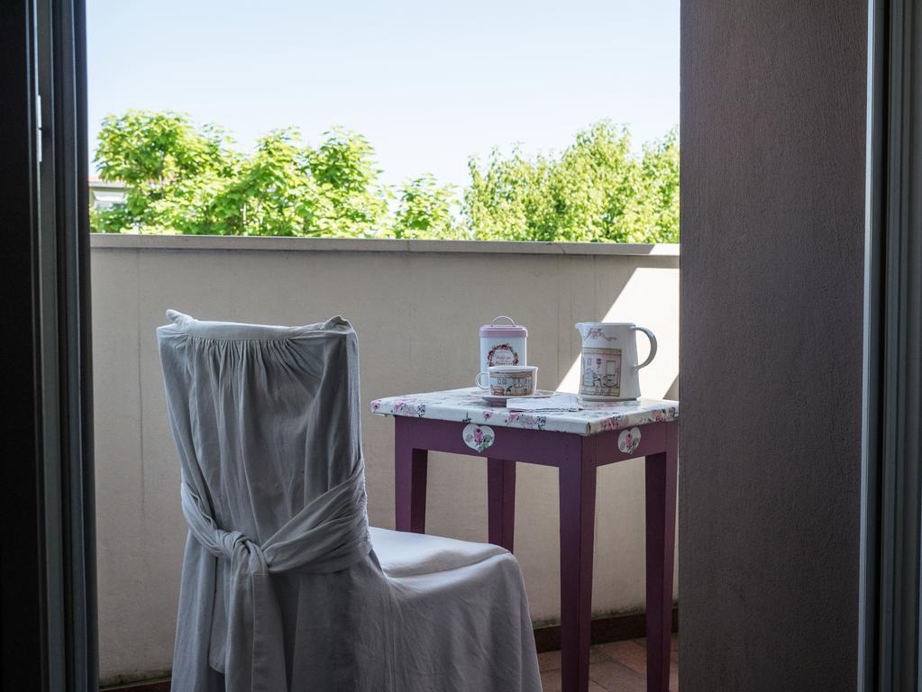 B&B Zelmirà Rimini Kültér fotó
